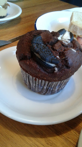 Adorado Cafe & Bar - Gastronomía y hostelería