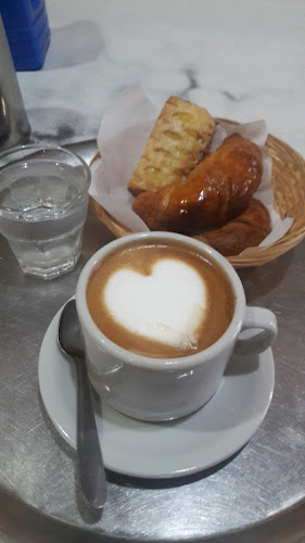 Opinii despre Dulce Mania-Altube în José C. Paz - Gastronomía y hostelería