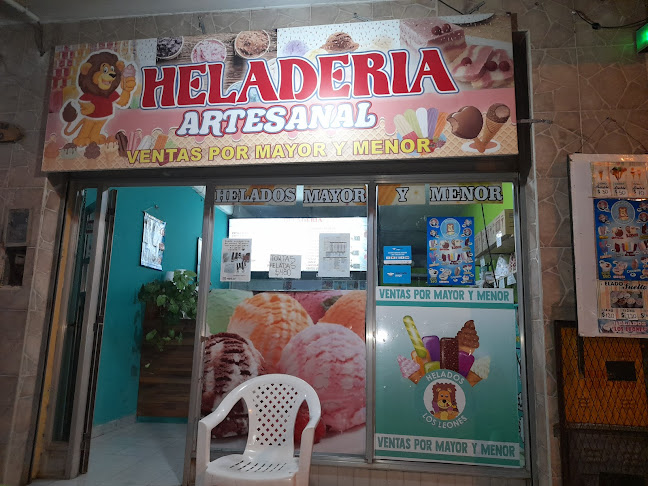 Heladeria & peluqueria