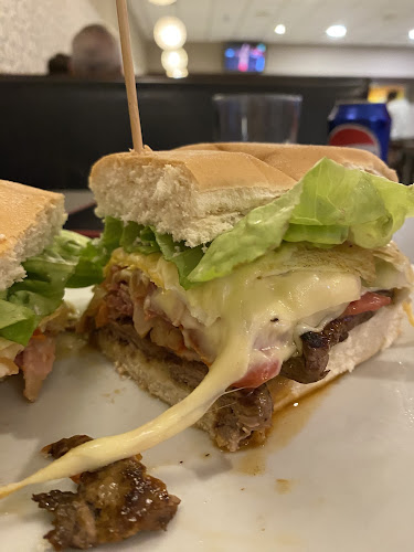 Lo de Carlitos - San Miguel