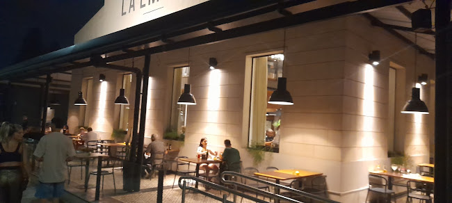 Parrilla La Emilia - Gastronomía y hostelería