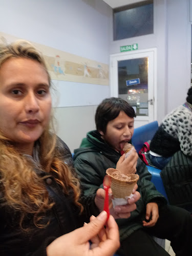 Comentarii opinii despre Grido Constitución 5057