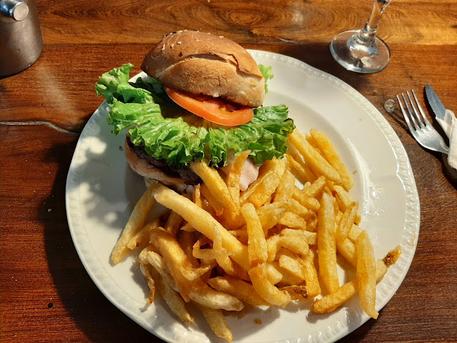 Av. Juan Segundo Fernández 126, B1642 AMO, Provincia de Buenos Aires