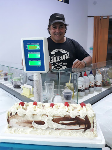 Dr. Esteban Laureano Maradona, G4200 Santiago del Estero