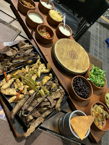 Comentarii opinii despre Taco Azteca