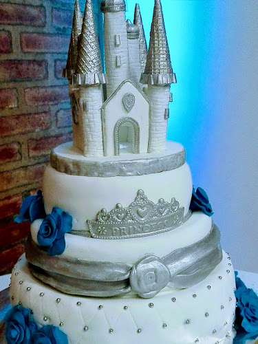 Av. Tierra del Fuego 1838, U9120 Puerto Madryn, Chubut