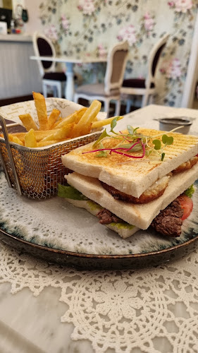 Las Bolena Tea Room & Restaurant - Gastronomía y hostelería