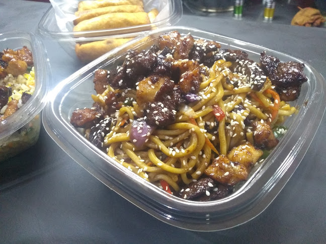 TASTY WOK Y SUSHI - Gastronomía y hostelería