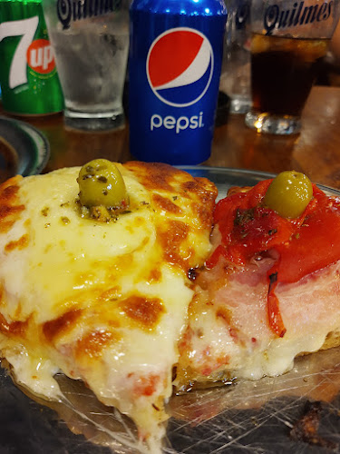 Av. Alberdi 401 bis, S2000 Rosario, Santa Fe