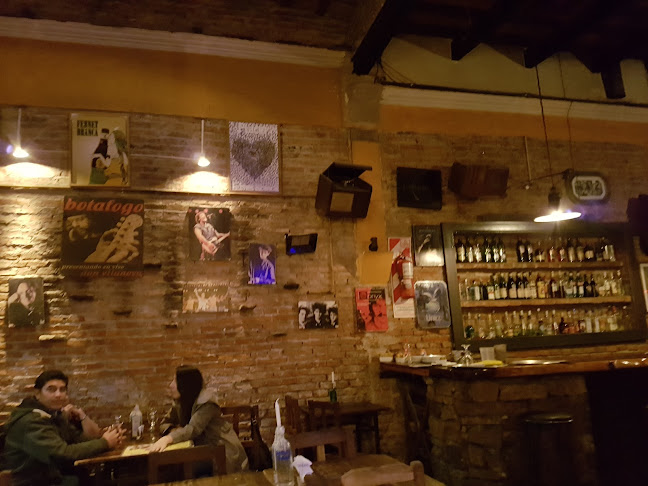 Comentarii opinii despre Macondo Bar