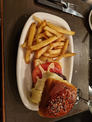 Bodegón Del Fuerte - Gastronomía y hostelería