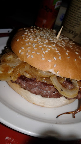 Comentarii opinii despre Tom y Jerry Hamburguesería