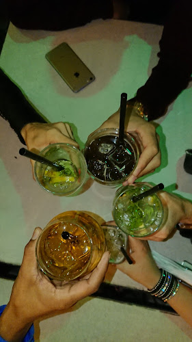 Av. Hipólito Yrigoyen 4088, U9000 Comodoro Rivadavia, Chubut