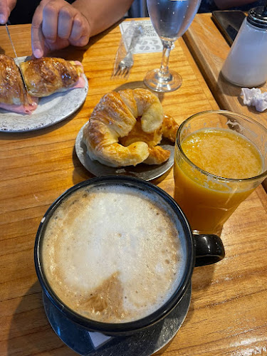 Opinii despre Coco Cafe Mdp în Mar del Plata - Gastronomía y hostelería