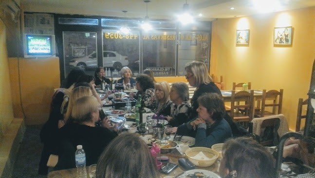 Son de 10 empanadas y pizzas