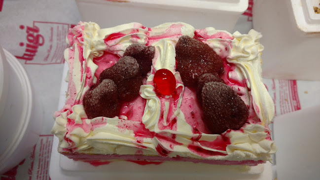 Luigi Heladeria y Pastelería