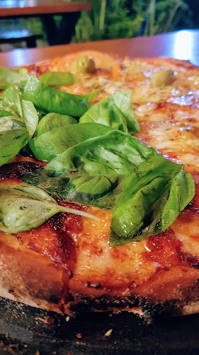 Pizza latina - Gastronomía y hostelería