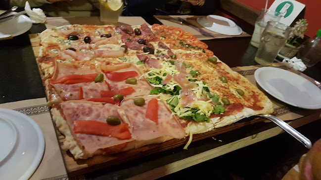 Opinii despre PIZZERIA TOMINO în Junín - Gastronomía y hostelería