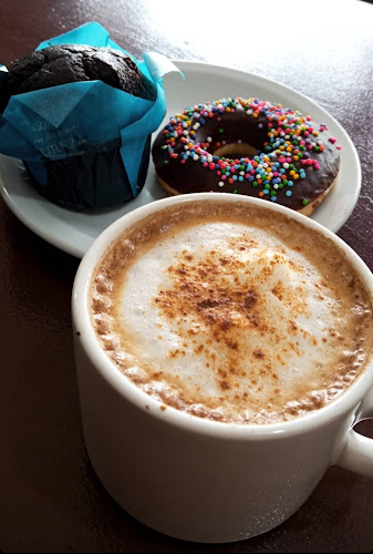 Opinii despre July's Cafetería în Virrey del Pino - Gastronomía y hostelería