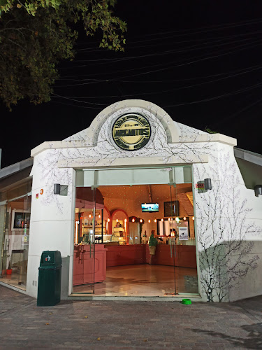 Comentarii opinii despre Arkantos