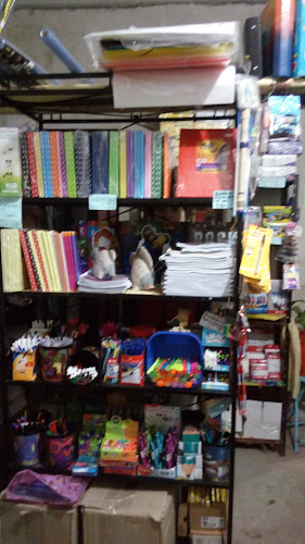 ELEMENTAL ( impresión- fotocopias- impresión para Candy bar - artículos útiles escolares y más.