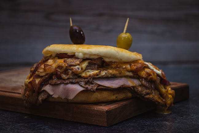 Vélez Sársfield 542, W3402 Corrientes