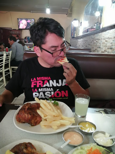 Pollos y Parrilas "El gran Carmelo" - Neuquén