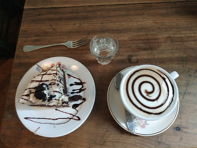 Comentarii opinii despre Amelie Petit Café