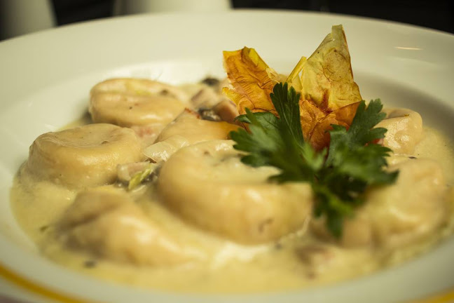 Opinii despre Ladran Restaurante în Tandil - Gastronomía y hostelería