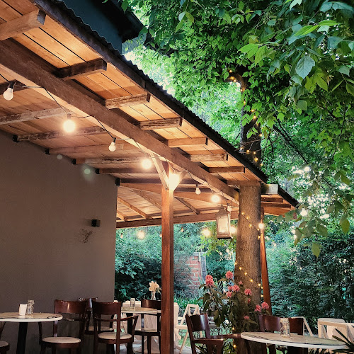 Esquina Chubut, Cafe Yapa - Villa Rosa