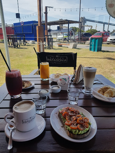 Av. 2 y Rio Quequén Grande, B7630 Necochea, Provincia de Buenos Aires