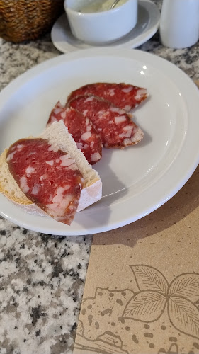 Opinii despre Macadam în Col. Caroya - Gastronomía y hostelería