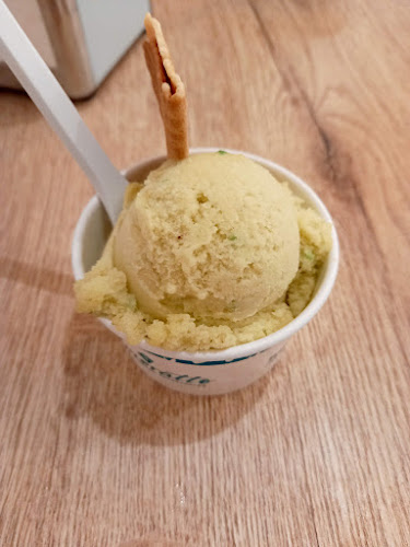 Amoratto Panes, Helados & Café - S3000GFR