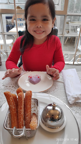 Las Bolena Tea Room & Restaurant - miraflores