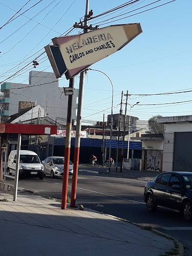 Carlos 'n' Charlie's - Gastronomía y hostelería