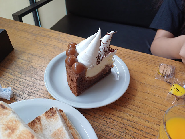 Opinii despre Starbucks Coffee [Tienda: Dinosaurio Mall - Alto Verde] în Córdoba - Gastronomía y hostelería