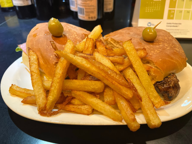 Resto Bar Pinni Fusión - Villa Carlos Paz