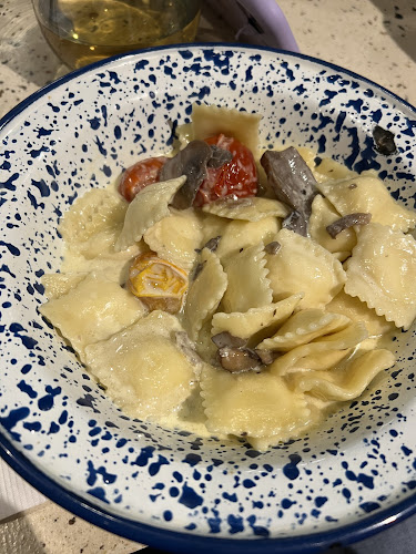 Opinii despre Nipoti Shopping în Mendoza - Gastronomía y hostelería