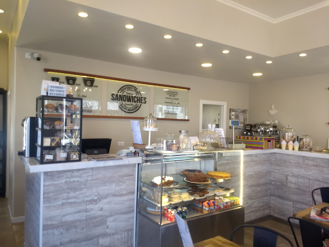 Calle 7 esquina 26, B6605 Navarro, Provincia de Buenos Aires