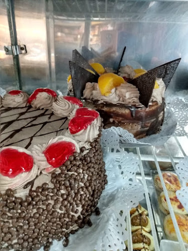 Panaderia y Confiteria Santa Clara - Gastronomía y hostelería
