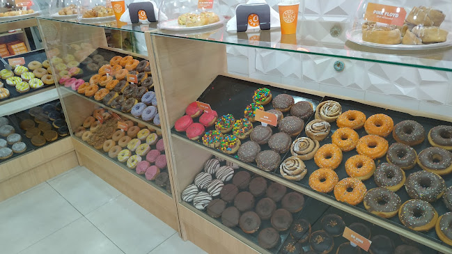 Rock and Donuts Moreno