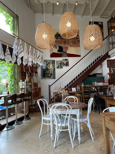 López May, Pulpería - Gastronomía y hostelería