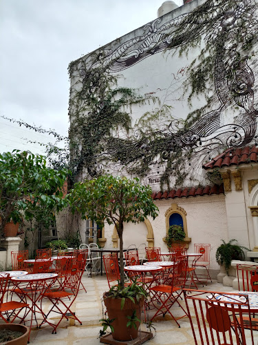 Mecenas. La casa de la familia Espiria - Gastronomía y hostelería