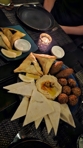 Opinii despre Nómades Sushi Bar & Restaurante Gourmet în Posadas - Gastronomía y hostelería