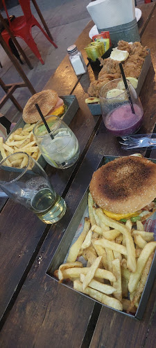 Av. Hipólito Yrigoyen 2065, M5602 San Rafael, Mendoza