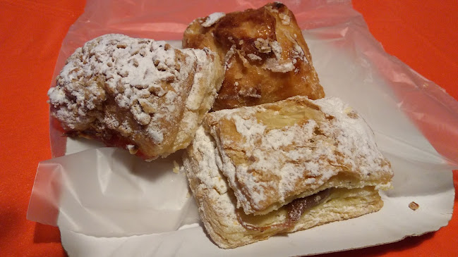 Comentarii opinii despre Viccenzo Panes y Tortas