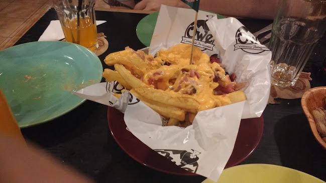 Av. Coronel Olascoaga 2150, Q8300 Neuquén