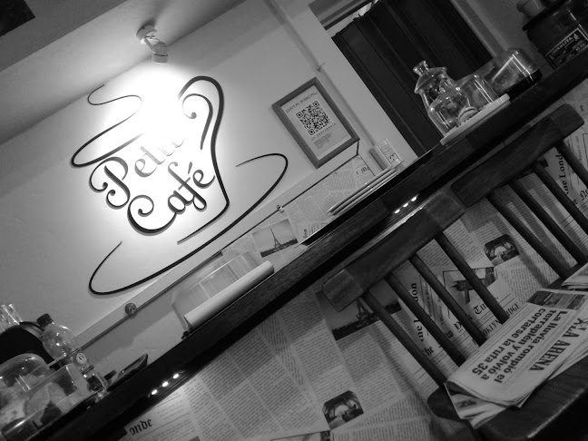 Café Petit - Santa Rosa