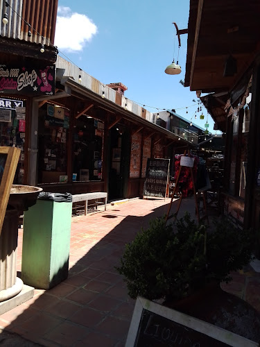 Av. Eugenia Tapia de Cruz 843, B1625 Belén de Escobar, Provincia de Buenos Aires