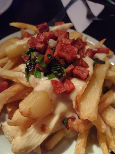 Opinii despre Etiopia Irish Bar în Necochea - Gastronomía y hostelería